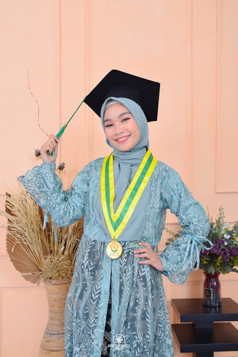 Wisuda Cindi Unimal